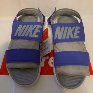 Nike tanjun sandal